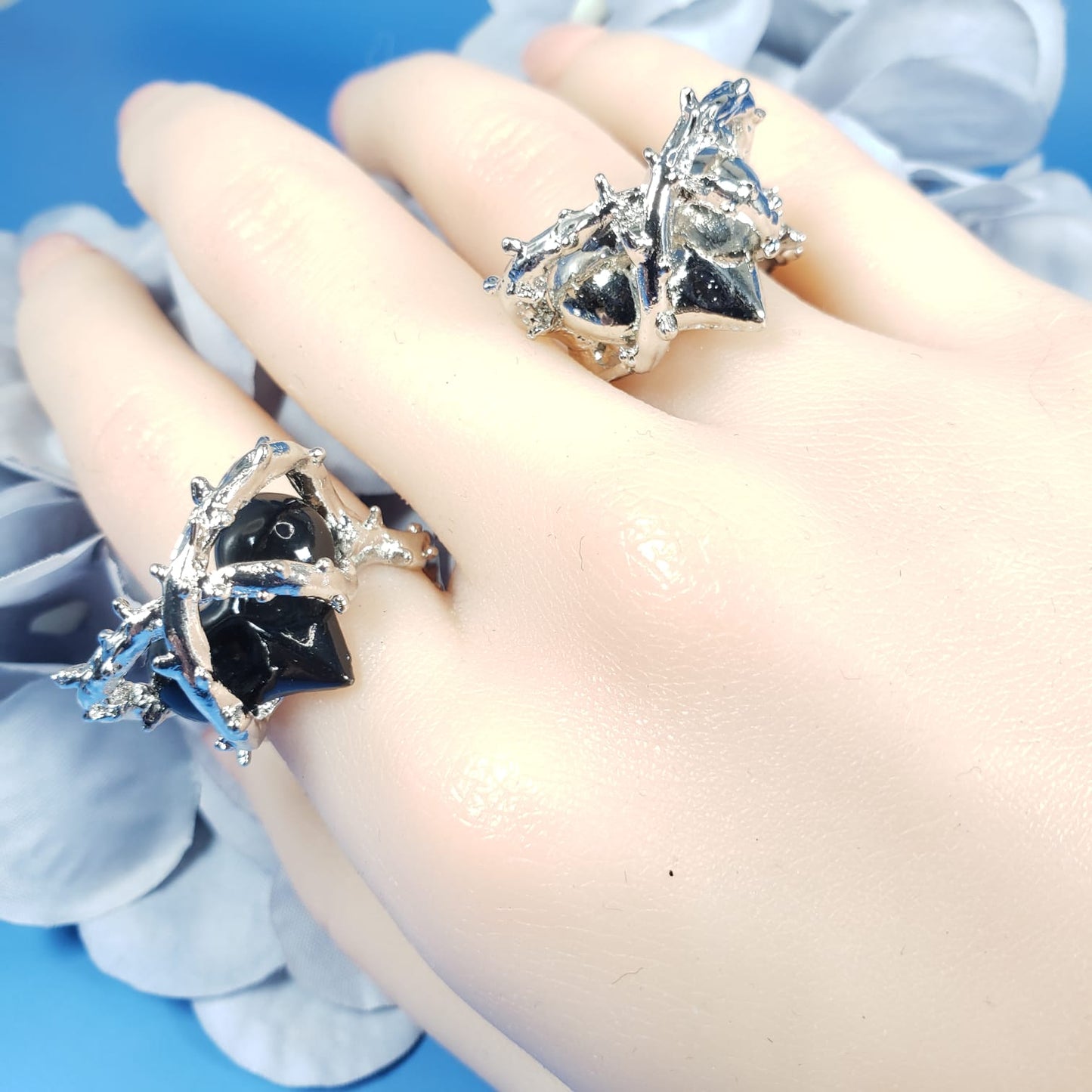 Heart Of Thorns Couple Rings (R 4008)