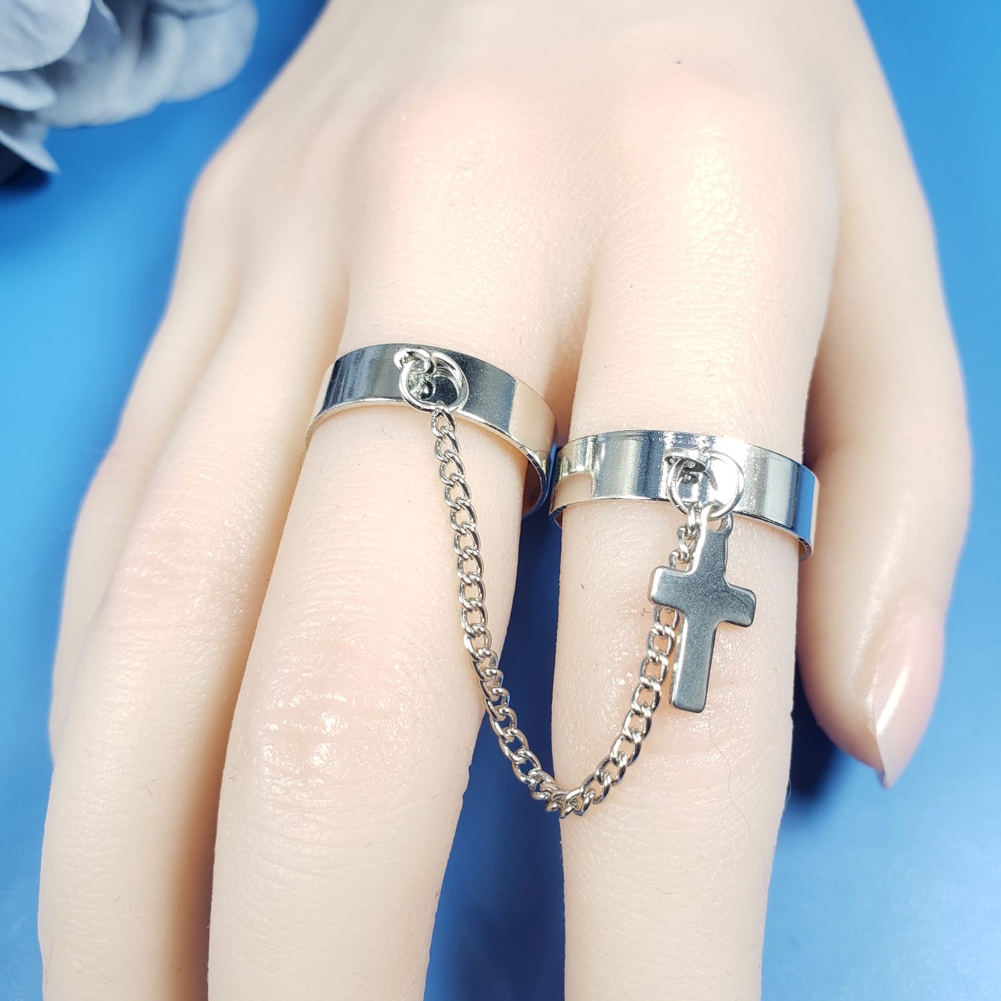 Conjoint Rings with Chain (R 4004)