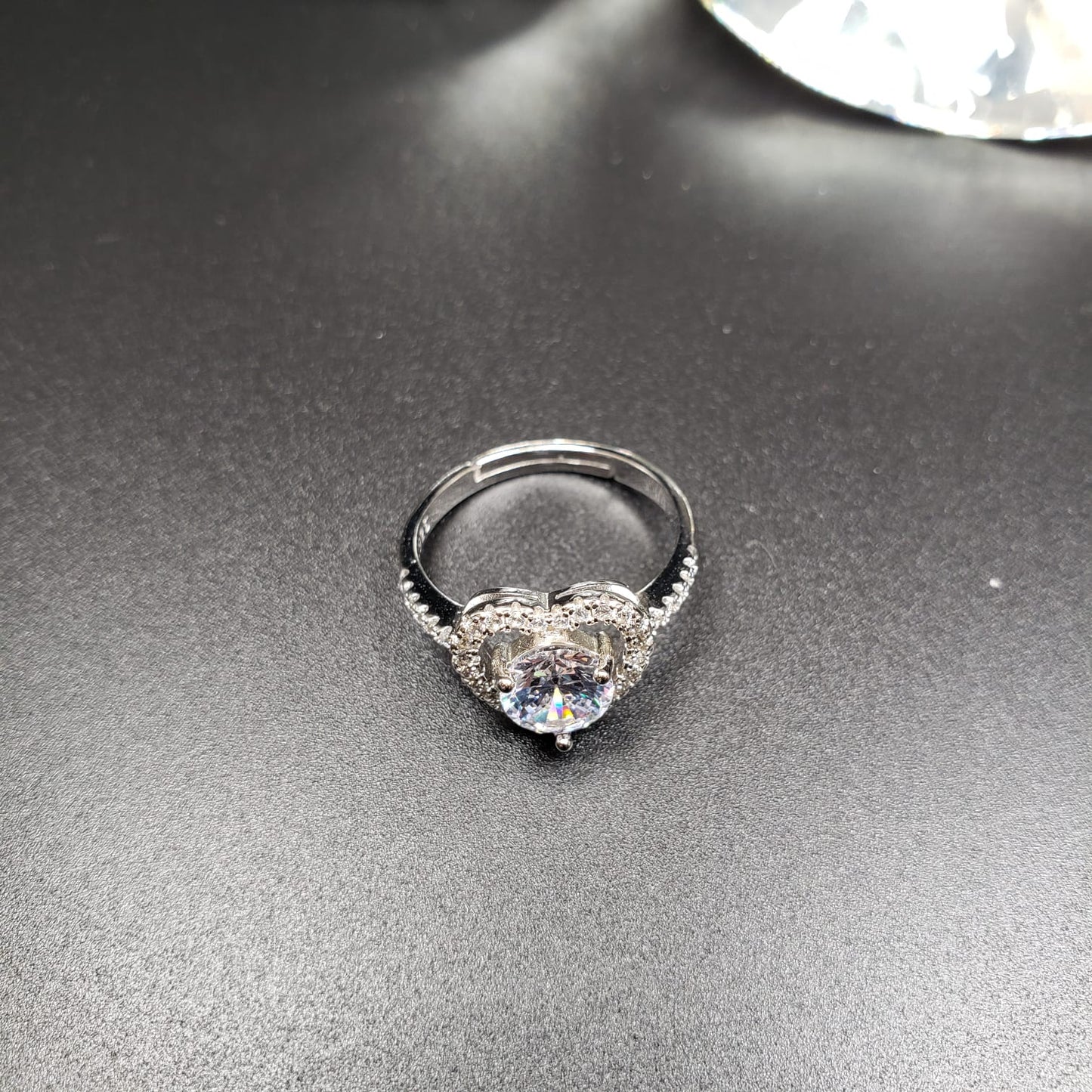 Moissanite 1.0