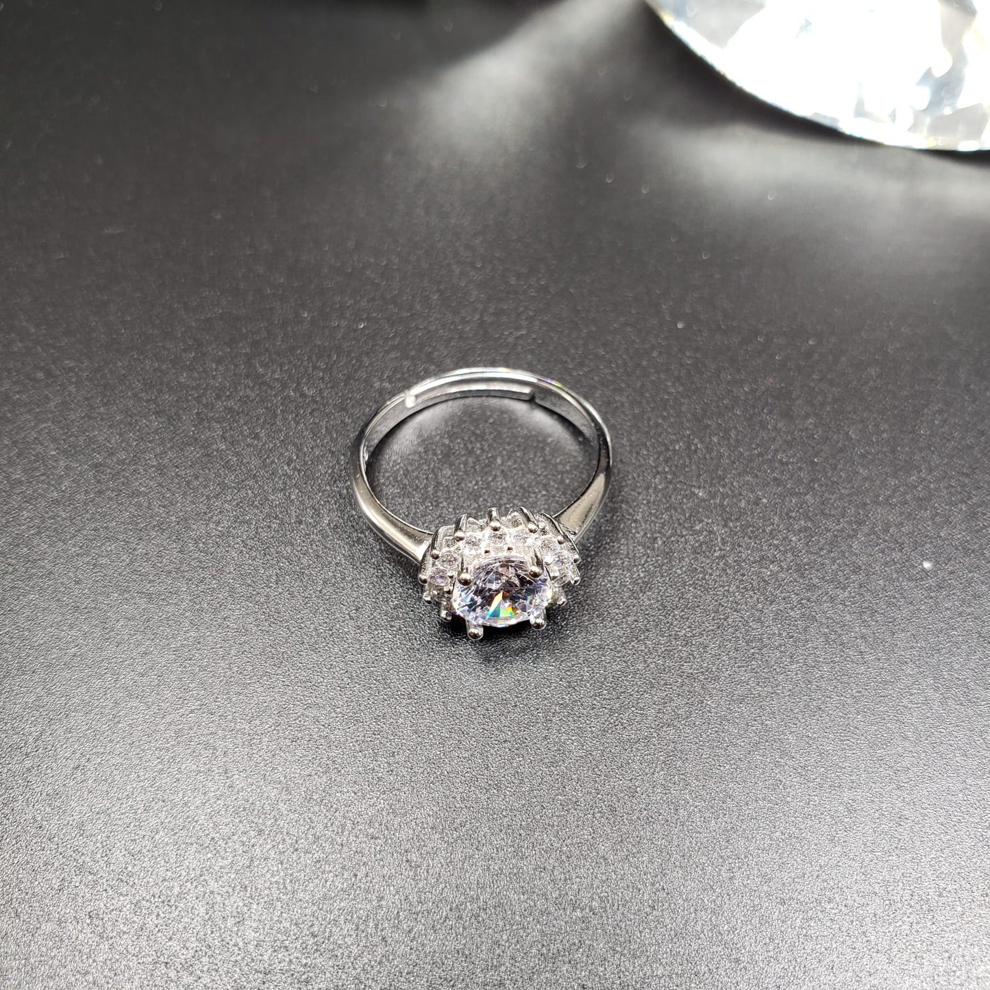 Moissanite 1.0
