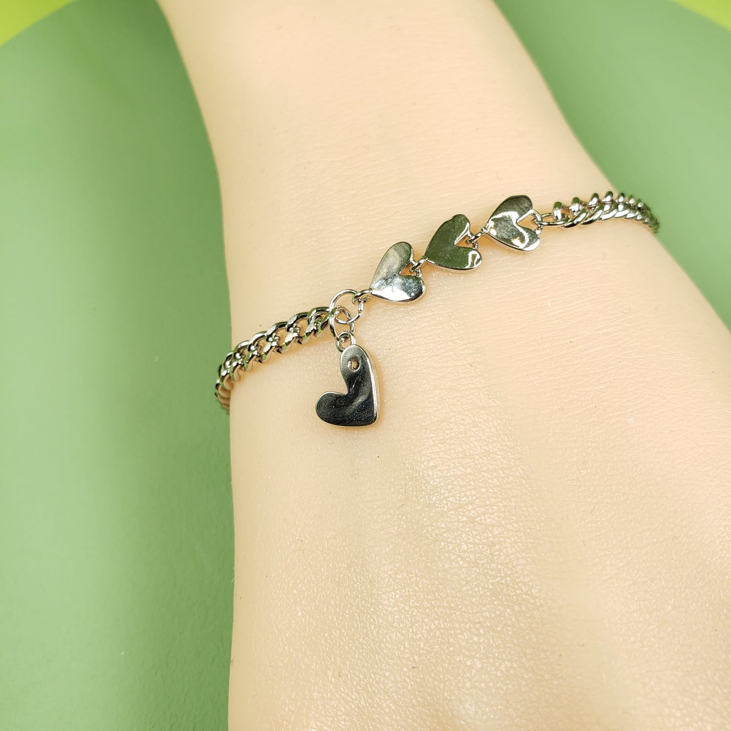 Simple Heart Chain Bracelet (BC 7205)