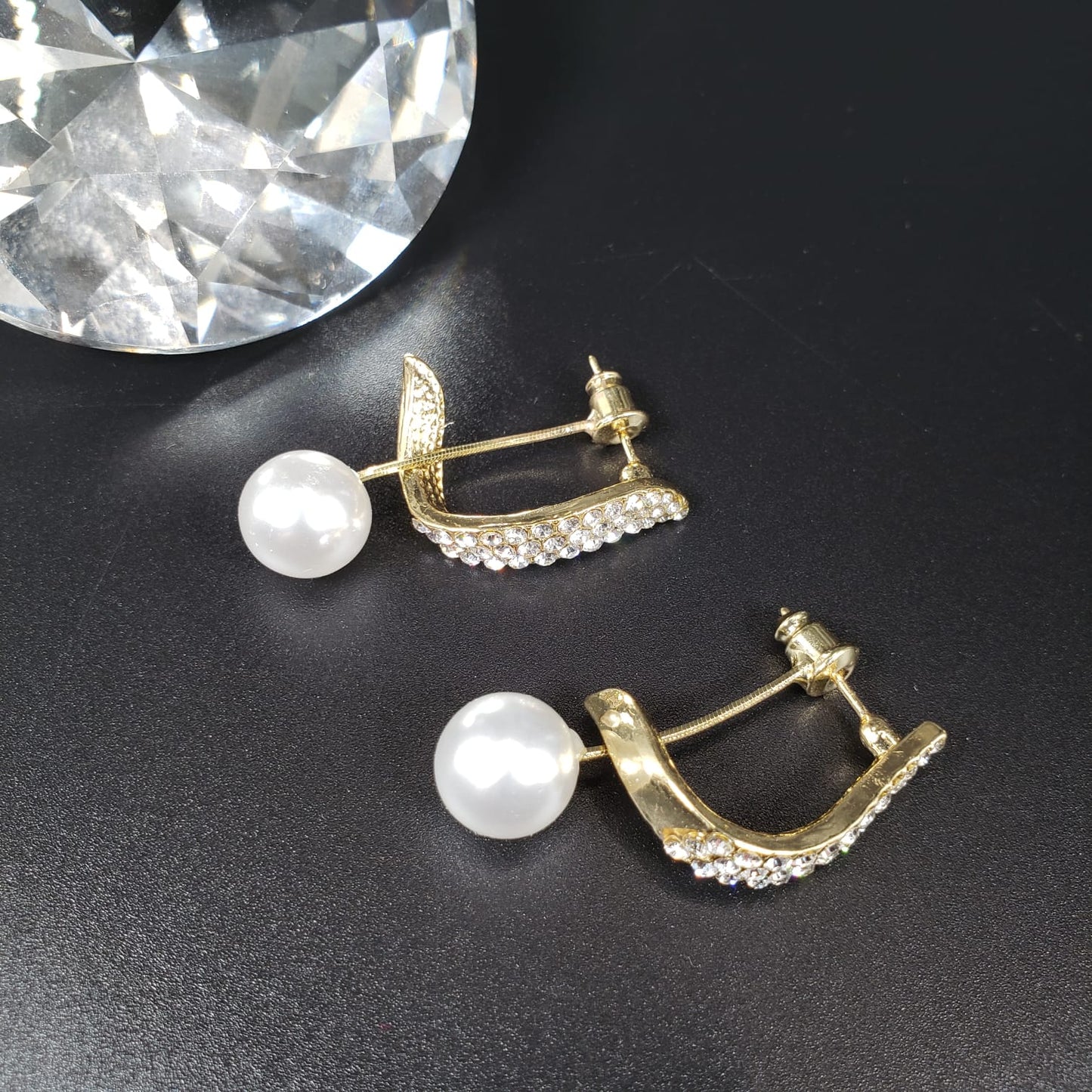 Two Ways Simple Pearl Drop Earrings (EDE 2339)