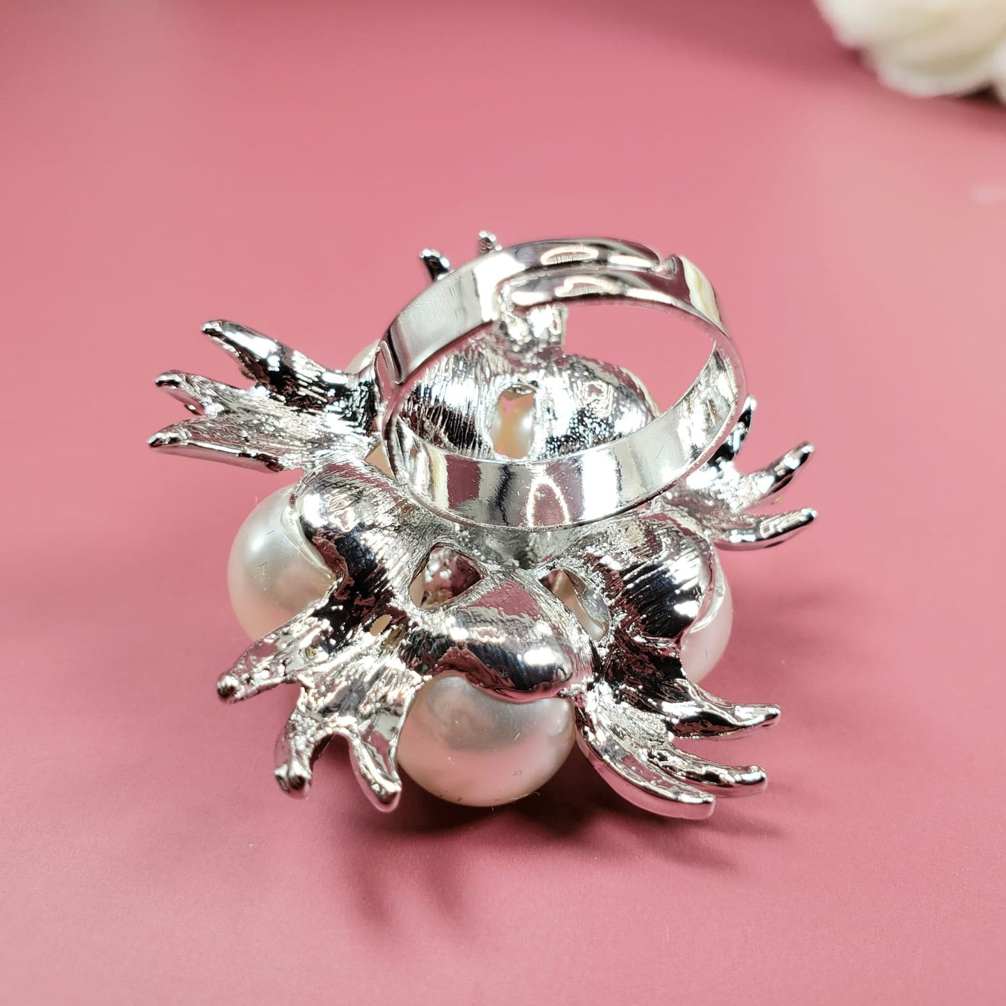 Pearl Rings (R 4017)