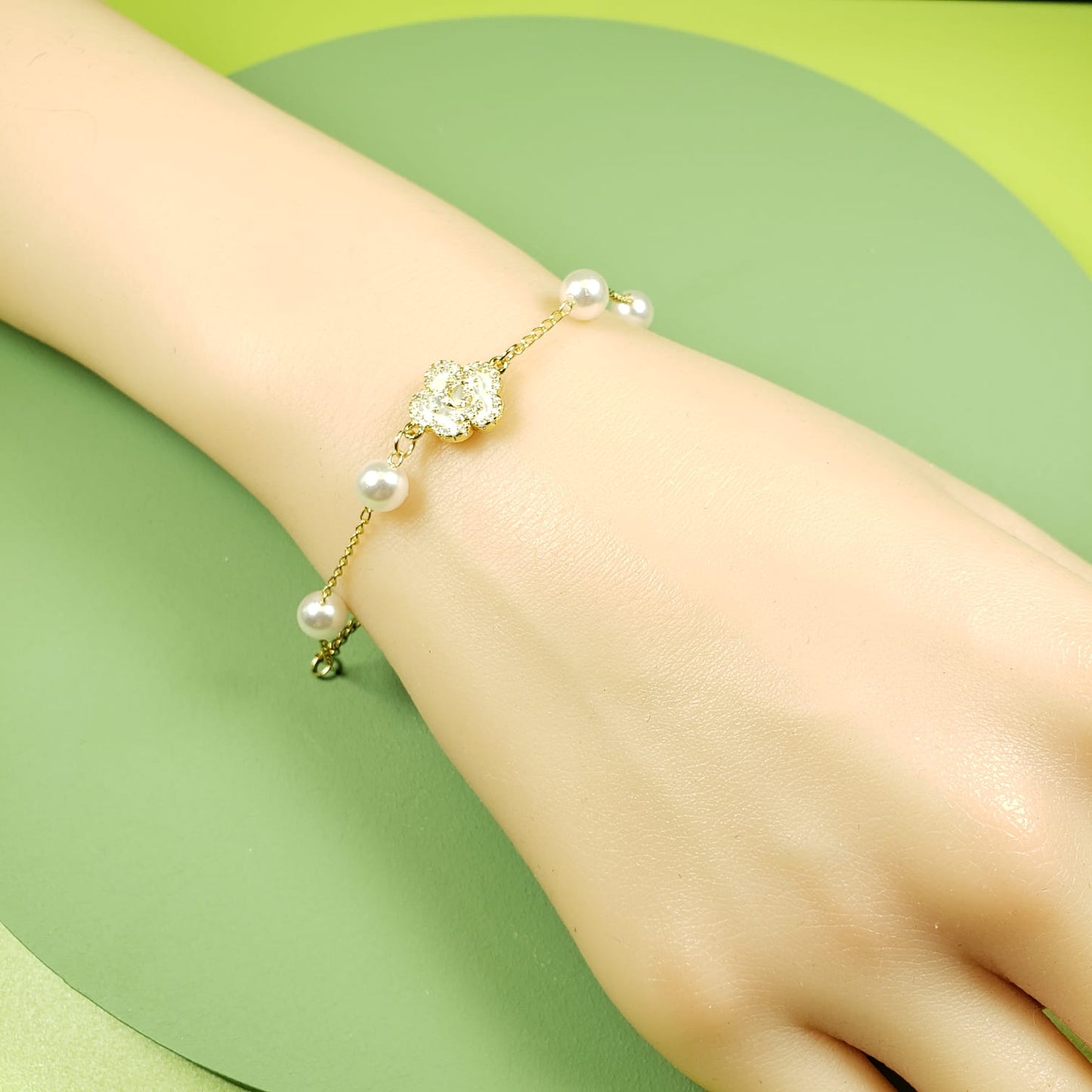 Camellia Pearl Chain Bracelets (BC 7204)