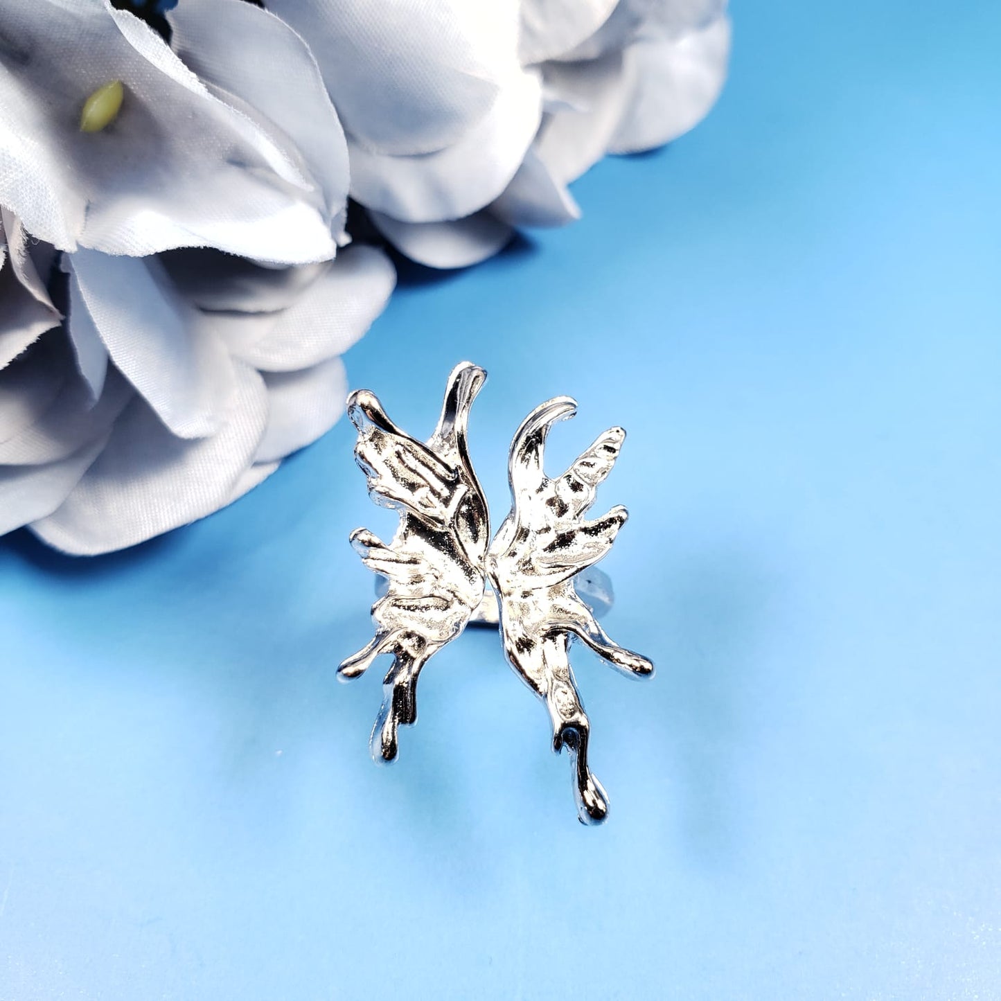 Butterfly Rings (R 4006)