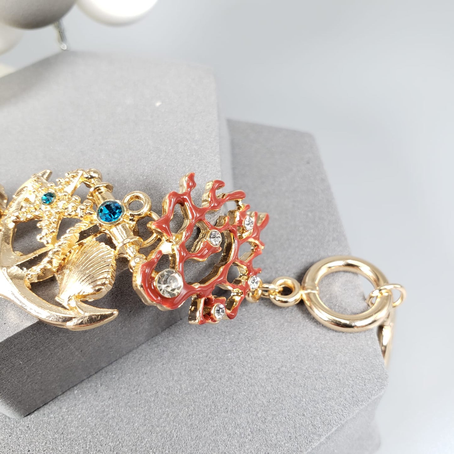 Shanhu Cuff Bracelet