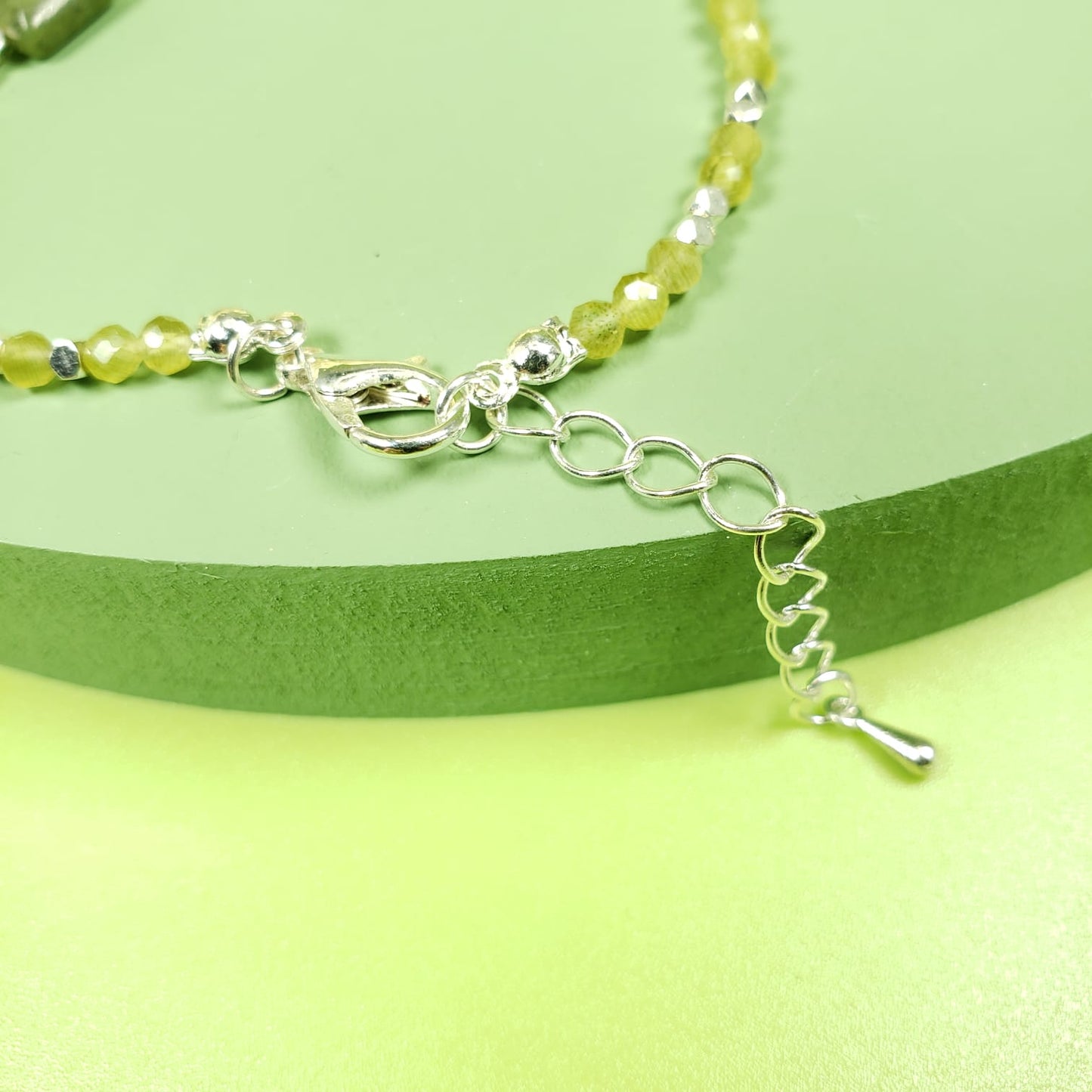 Simple Green Crystal Beaded Bracelets (BBE 6208)