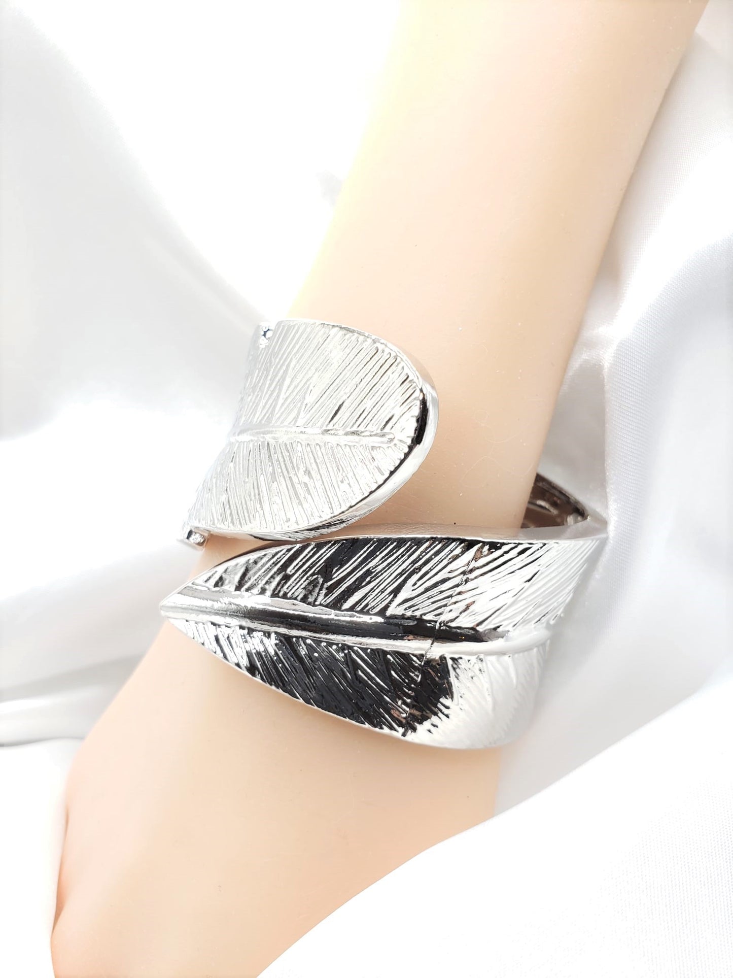 Leaf Cuff Bracelets