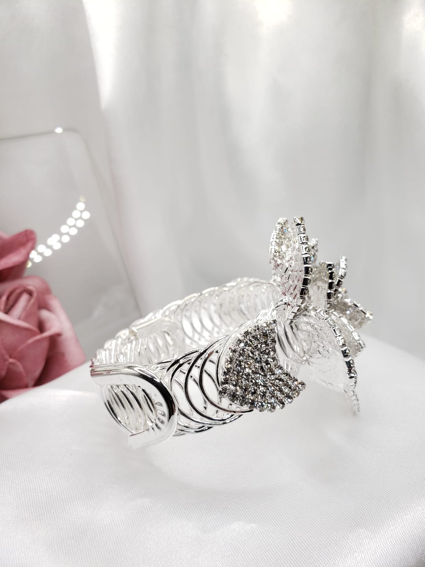 Luxury Rhinestones Flower Cuff Bracelets