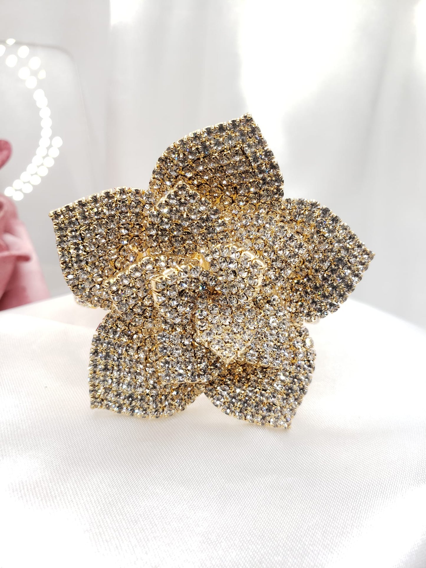 Luxury Rhinestones Flower Cuff Bracelets