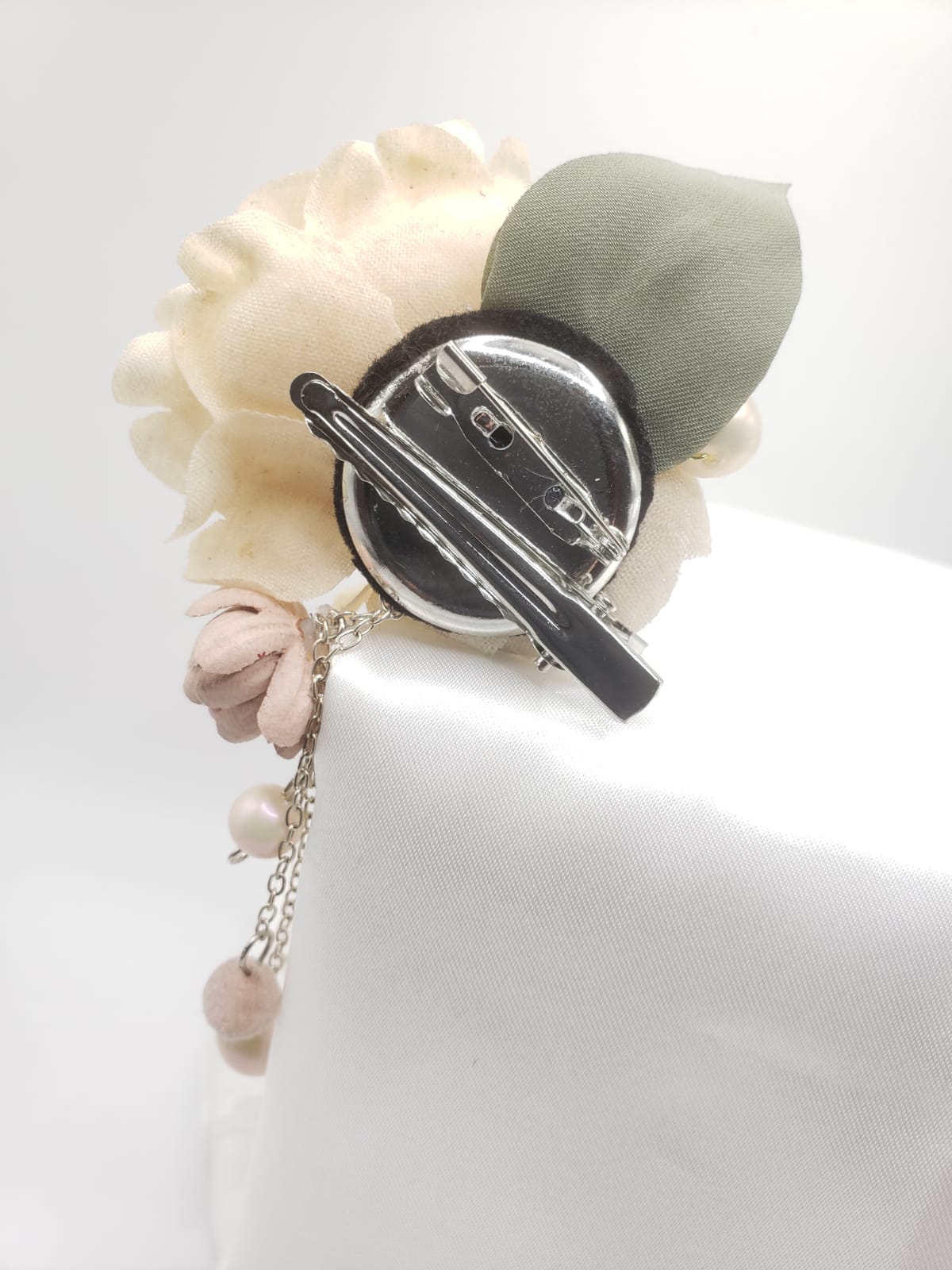 Fabric Collection 3D Flower Brooches (F7204)