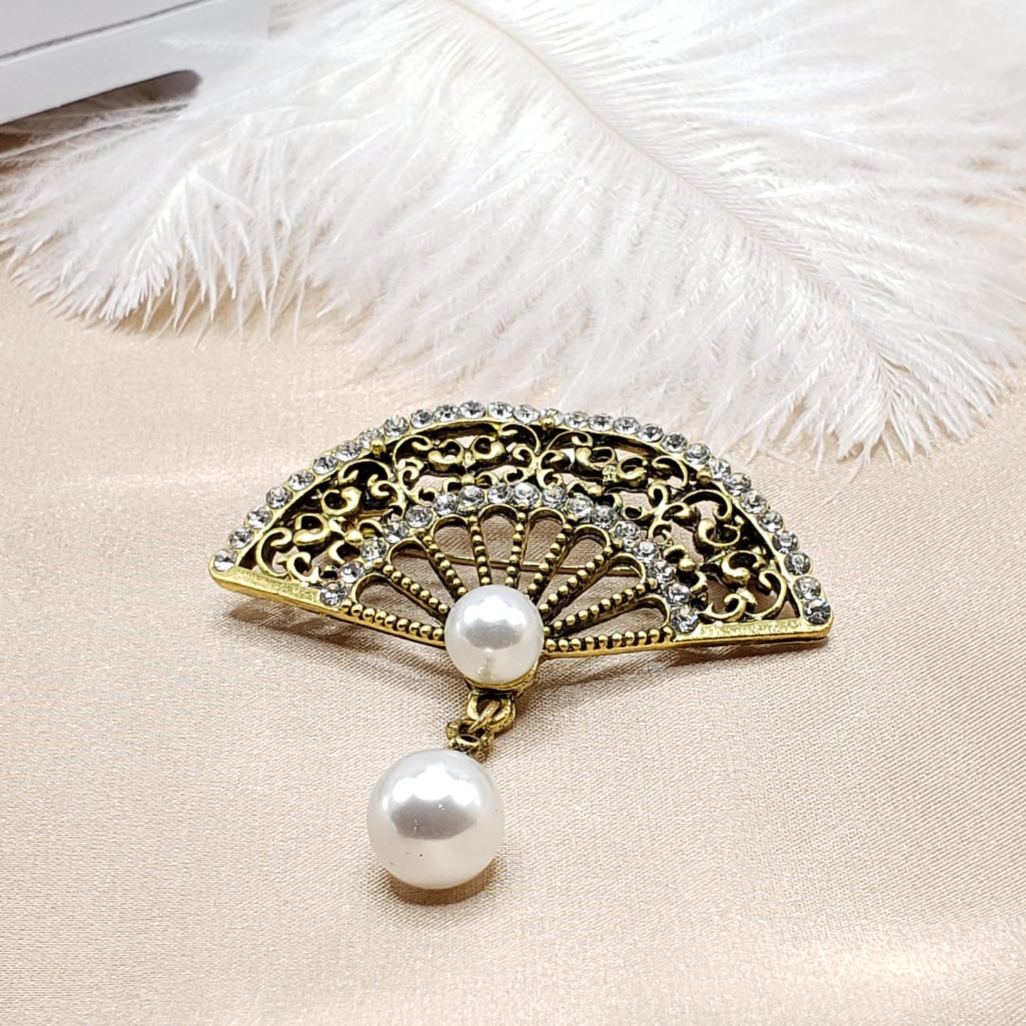 Vintage Folding Fan Brooche
