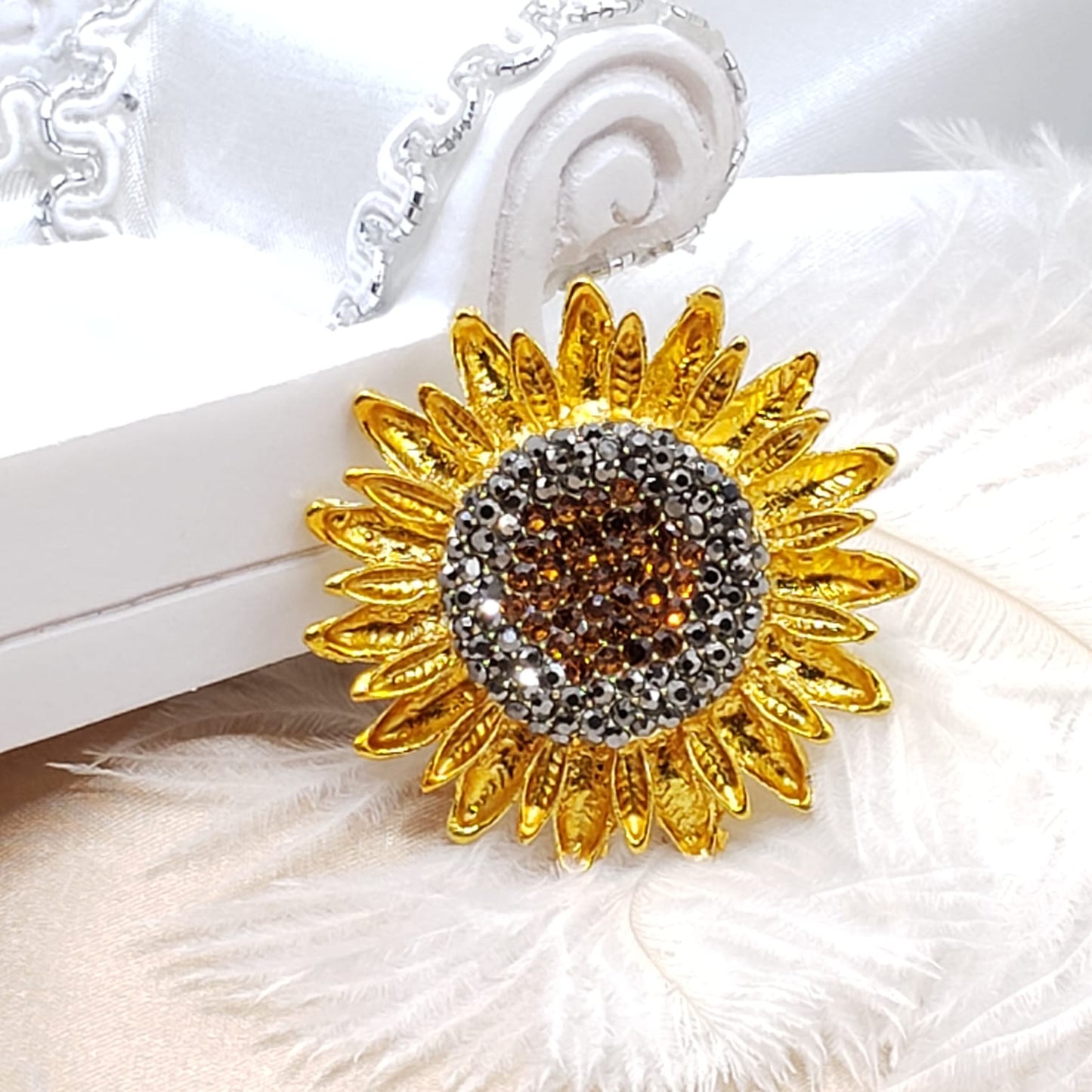 Sun Flower Brooche