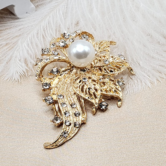 Elegant Floral Brooche