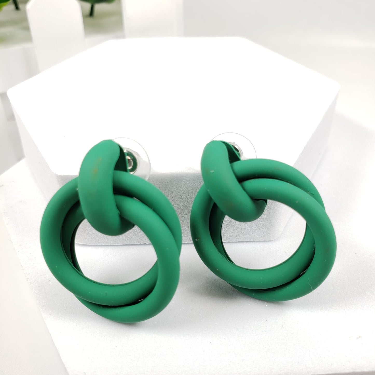 Simple Stud Earrings (ESE 1026)