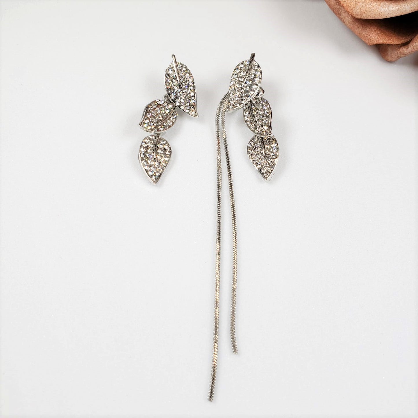 Leaf Tassel Two Ways Dangle Earrings (EDE 2314)