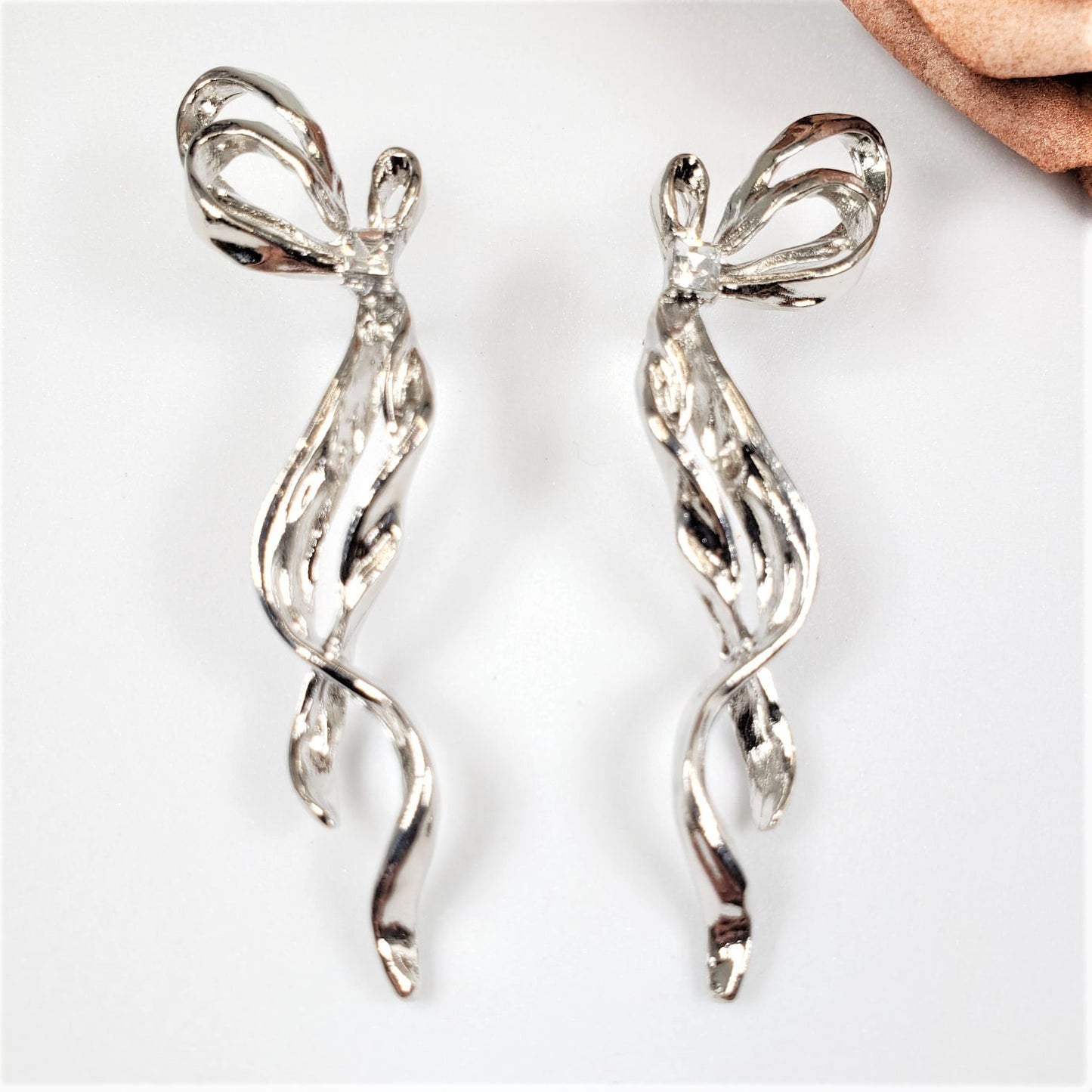 Bowtie Drop Earrings (EDE 2310)