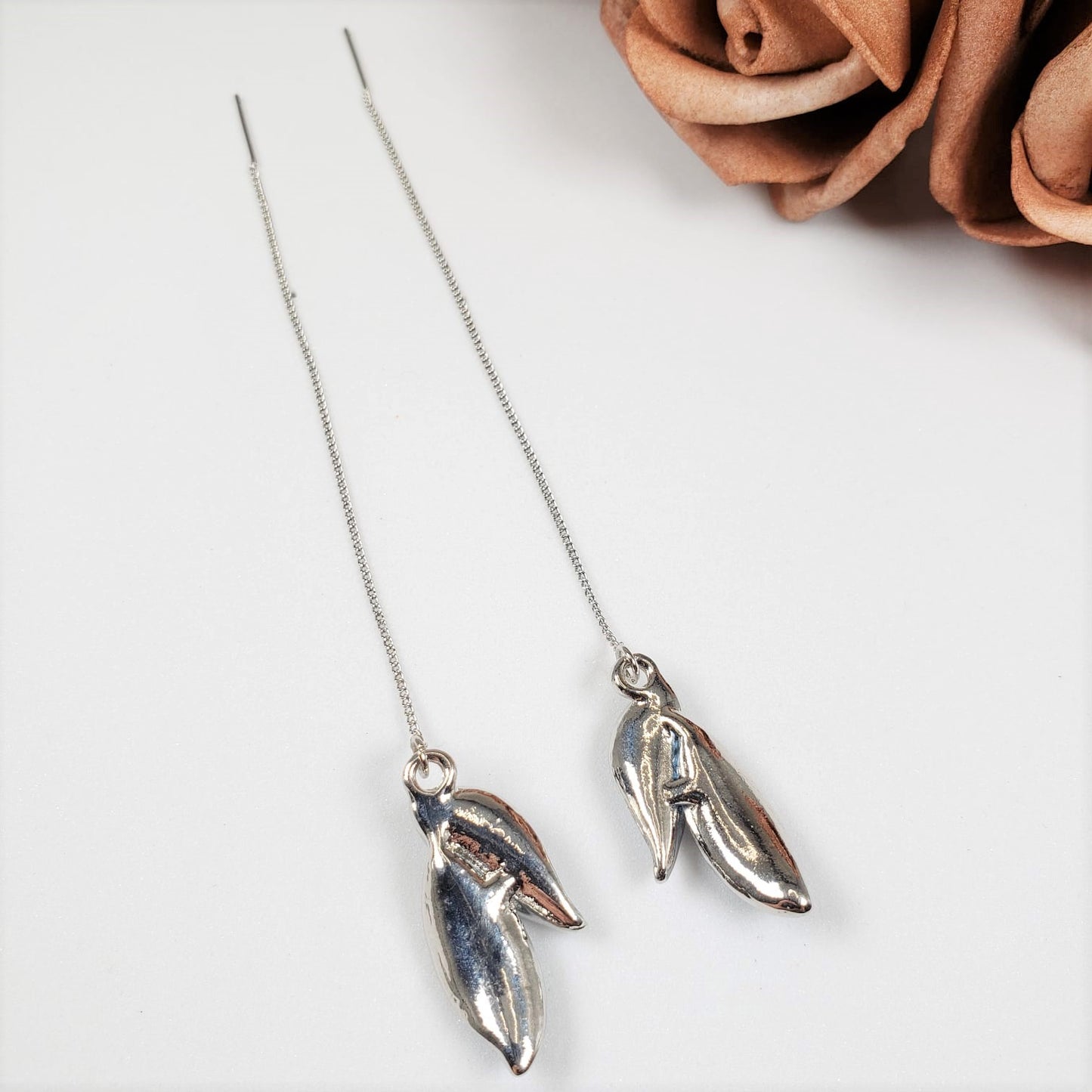 Leaf Colour Contrast Dangle Earrings (EDE 2305)