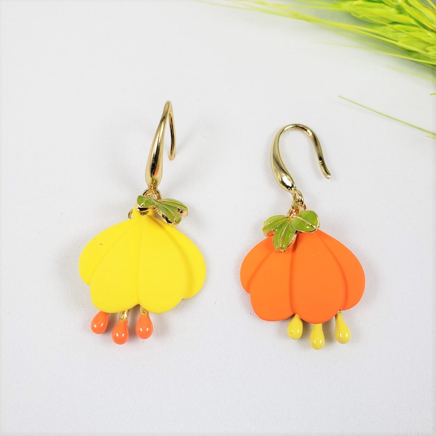 Cutie Collection Double Colour Flower Hook Earrings (EHE 3111)