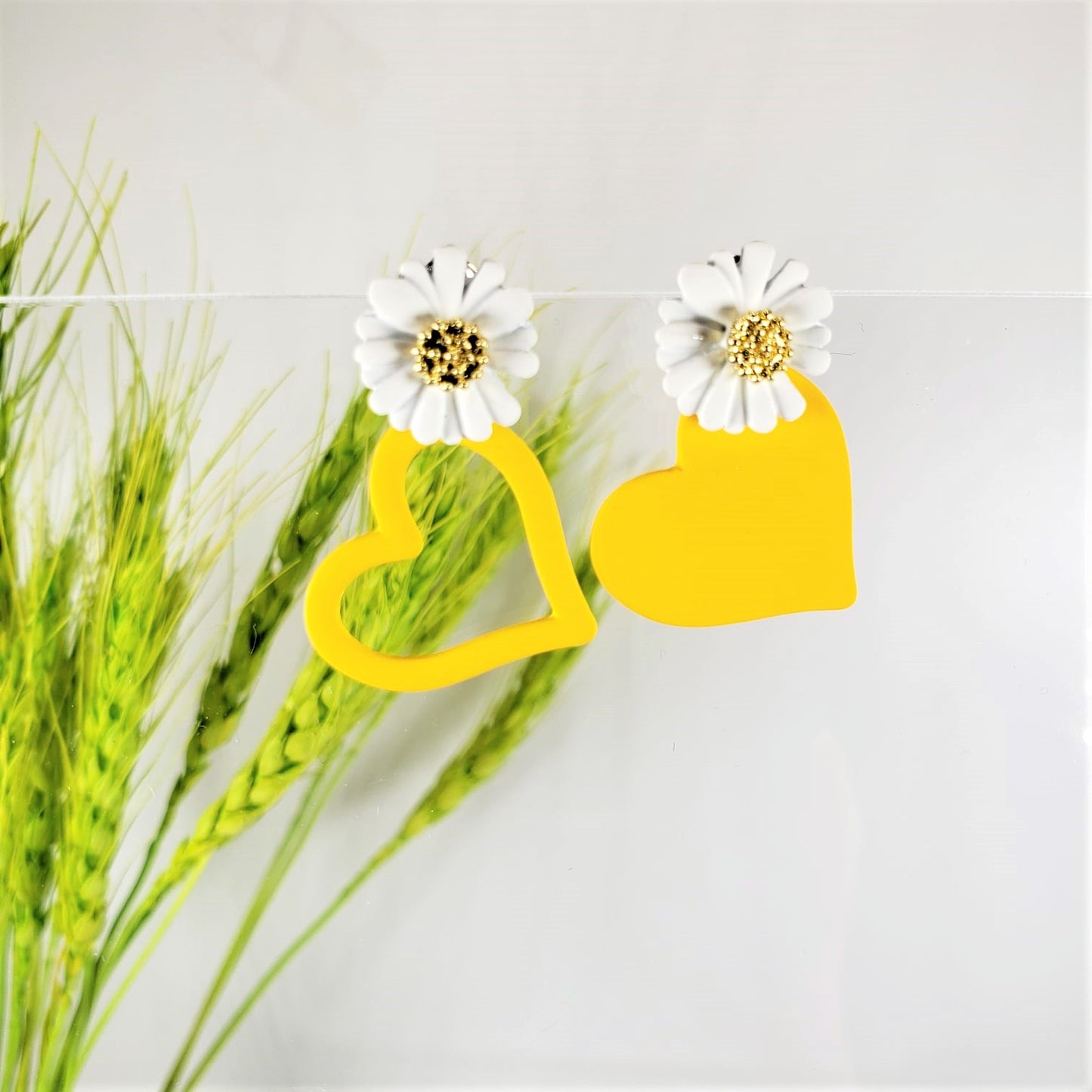 Cutie Collection Sweet Heart Dangle Earrings (EDE 2312)