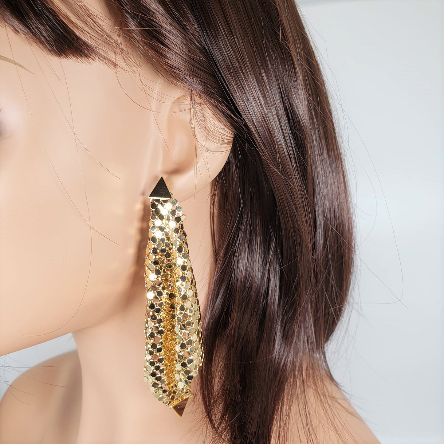 Pompous Triangle Dangle Earrings (EDE 2329)