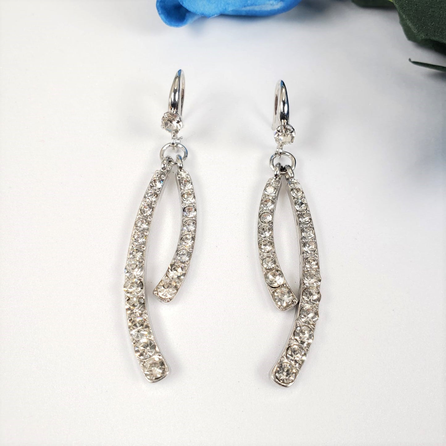 Luxury Style Crystal Hook Earrings (EHE 3112)