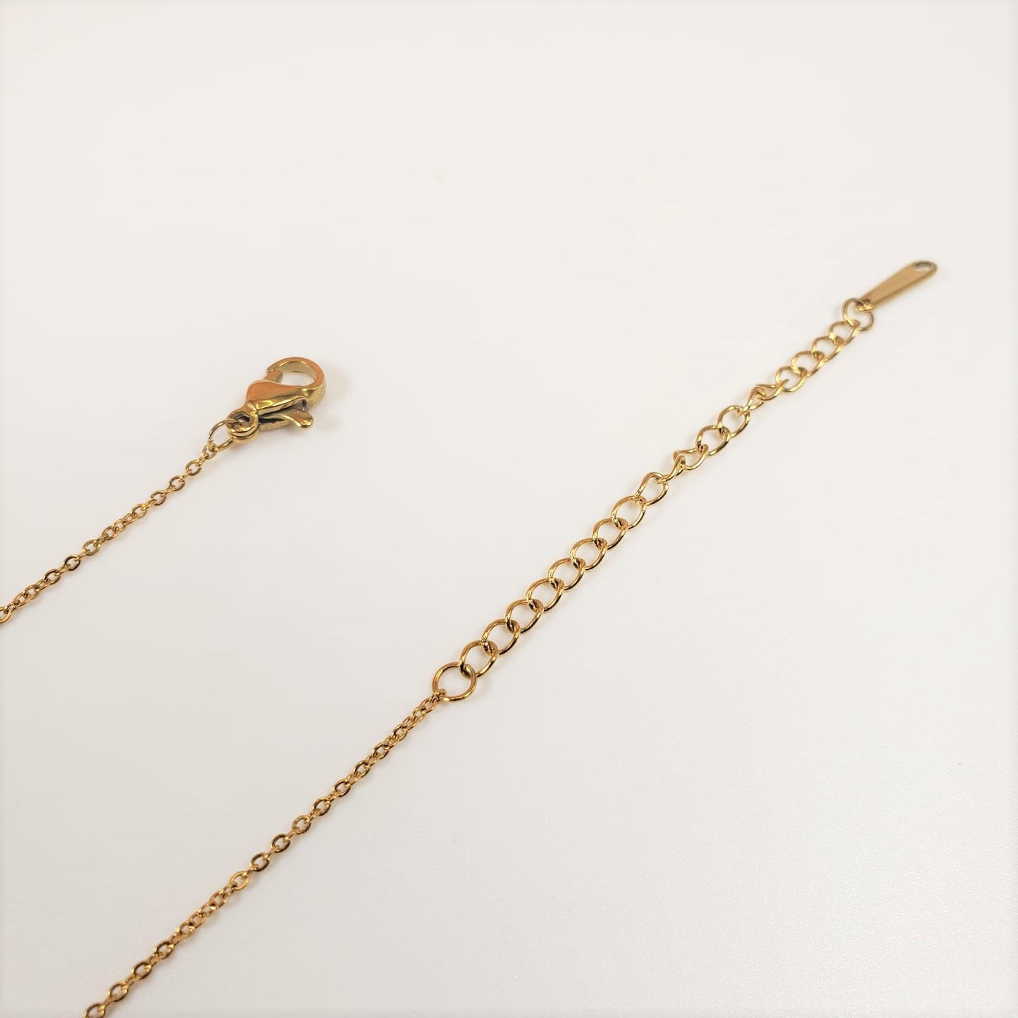 Elegant Letter Collar Necklace (CON 4001)