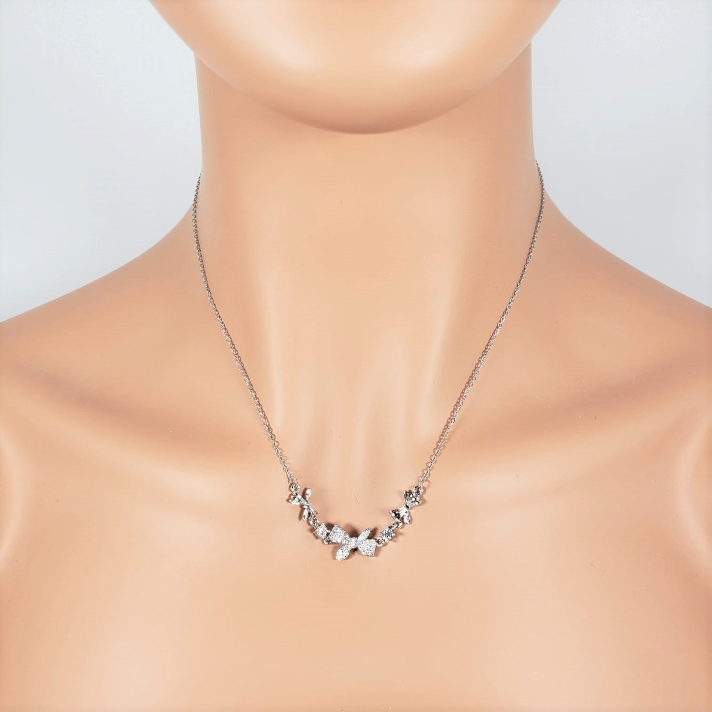Elegant Bowtie Princess Necklace (PRN 3004)