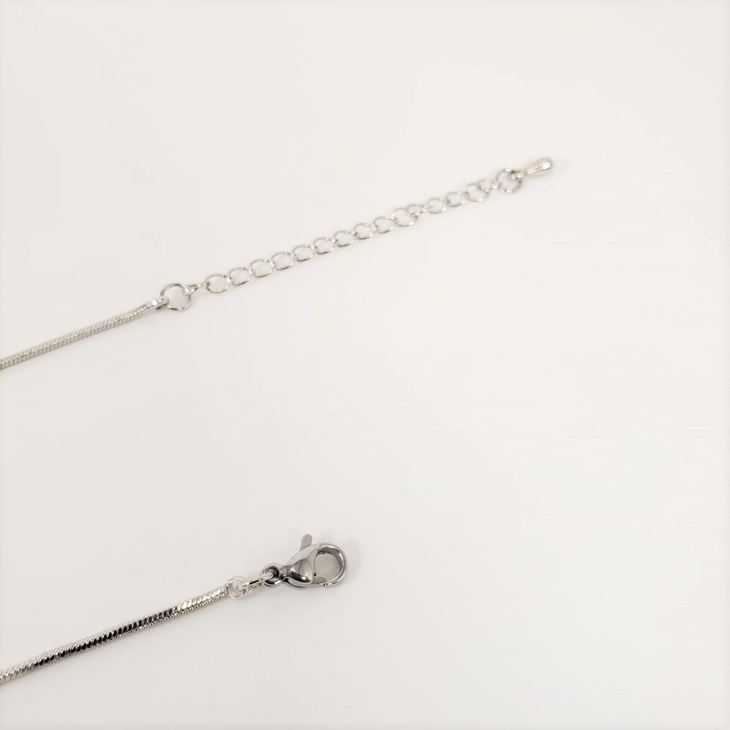 Simple Heart-Shape Collar Necklace (CON 4008)