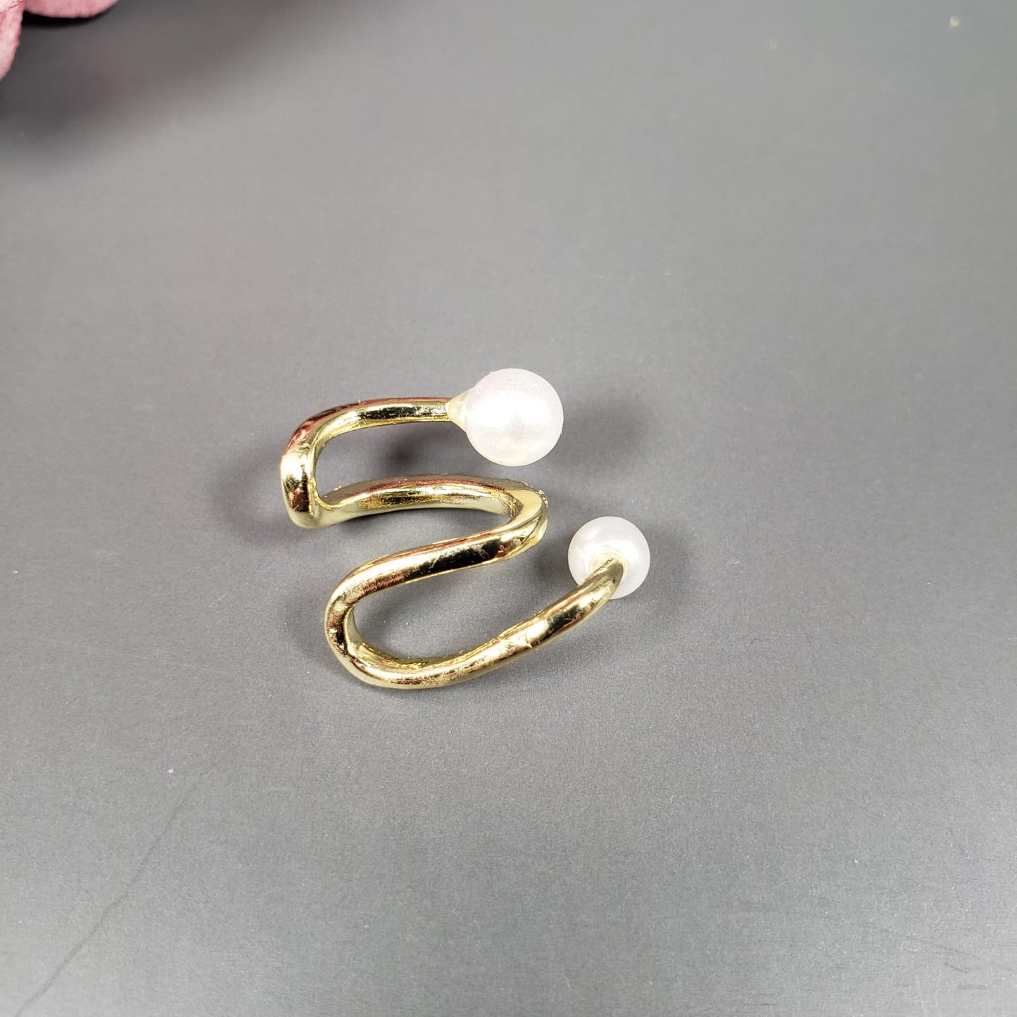 Elegant Pearl Ear Cuff (EEC 1008)