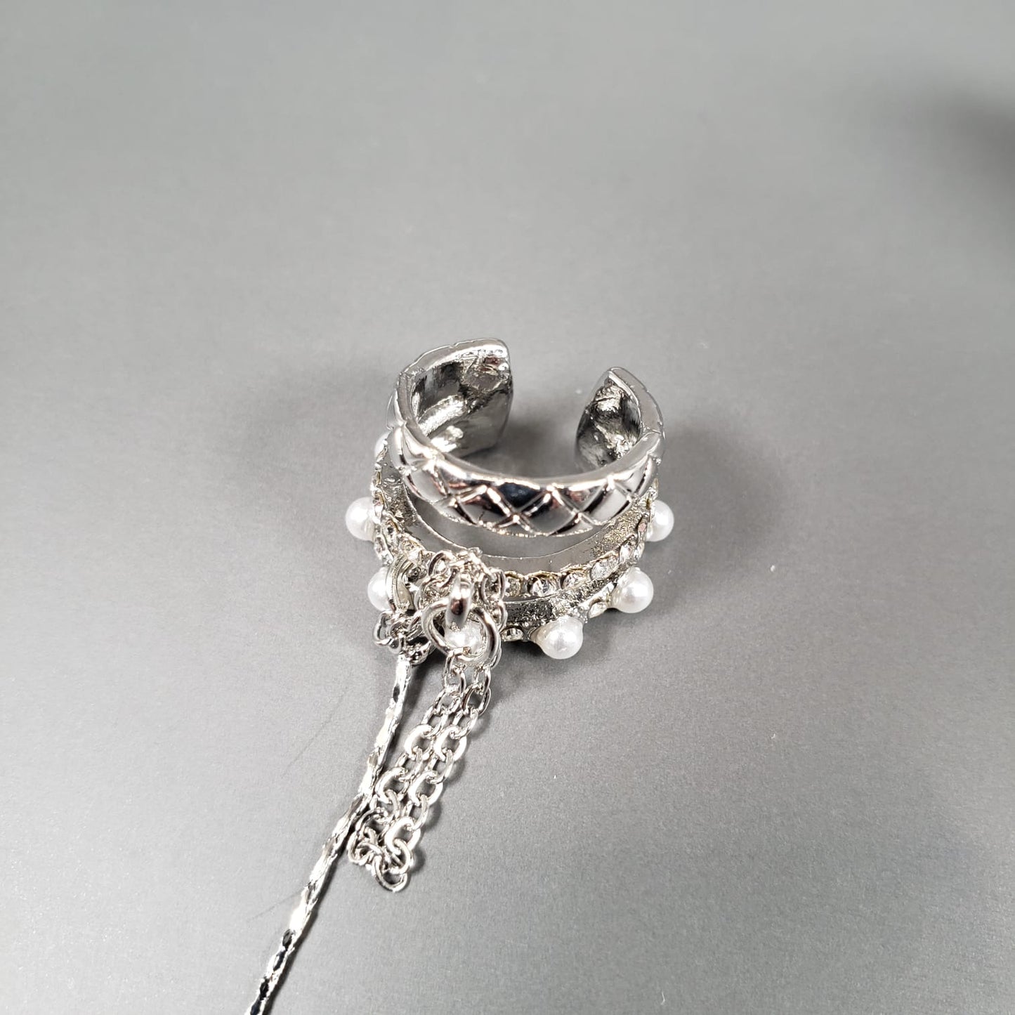 Tassel Pearls Ear Cuff (EEC 1001)