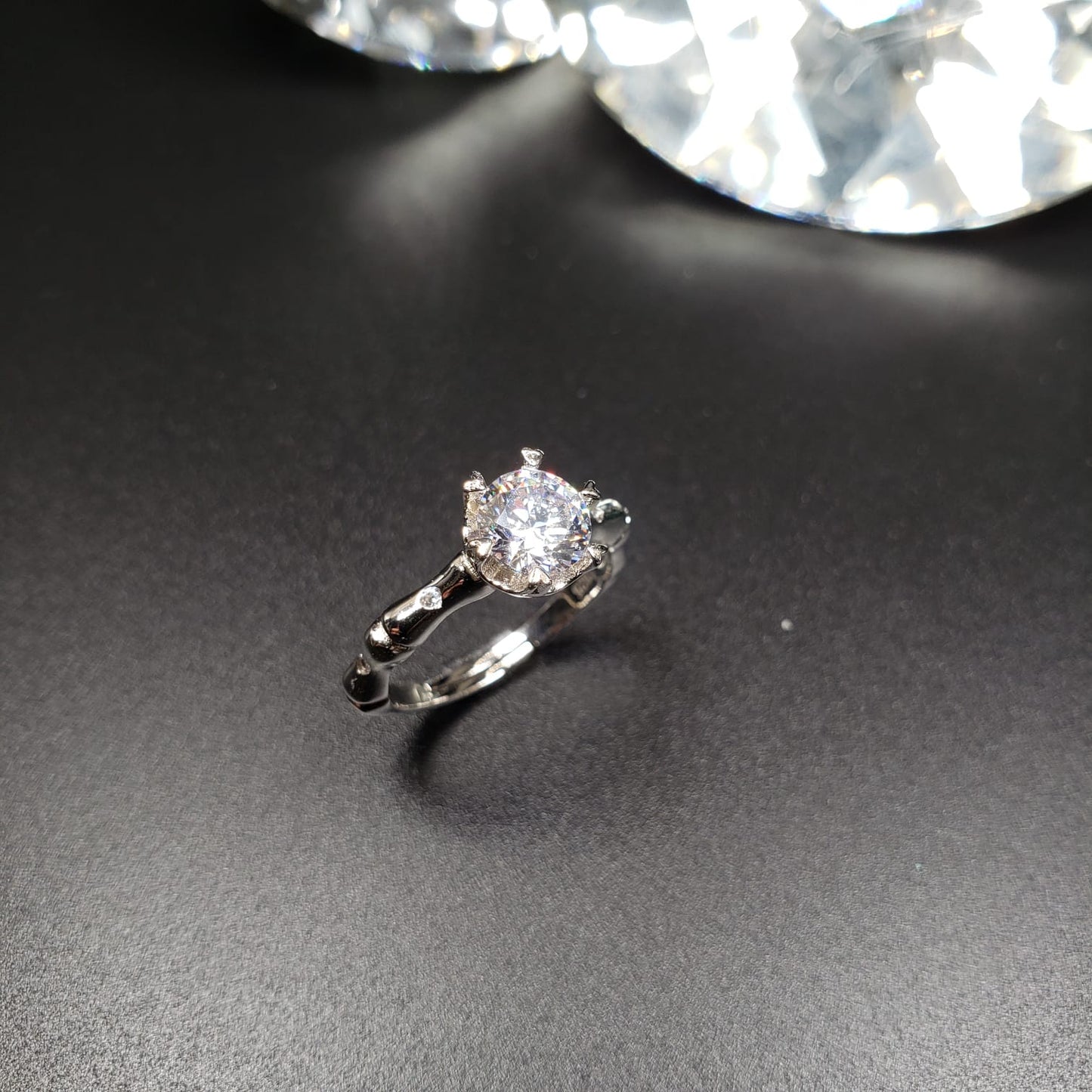 Moissanite 1.0