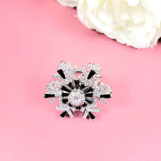 Whirling Snowflake Rings (R 4018)
