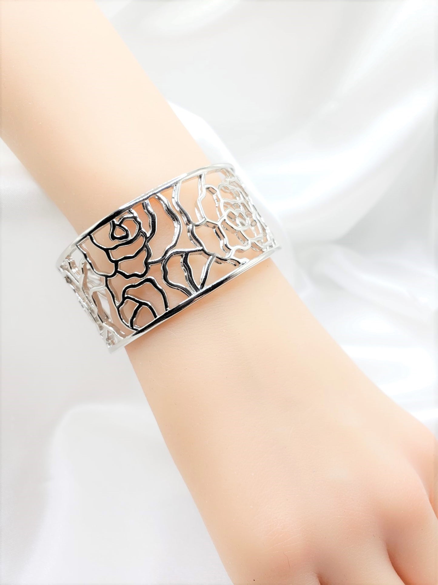 Vintage Hollow Rose Cuff Bracelets