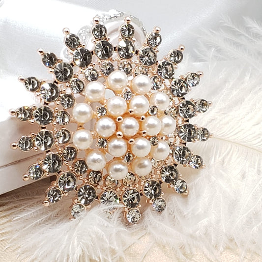 Pearl Flower Brooche
