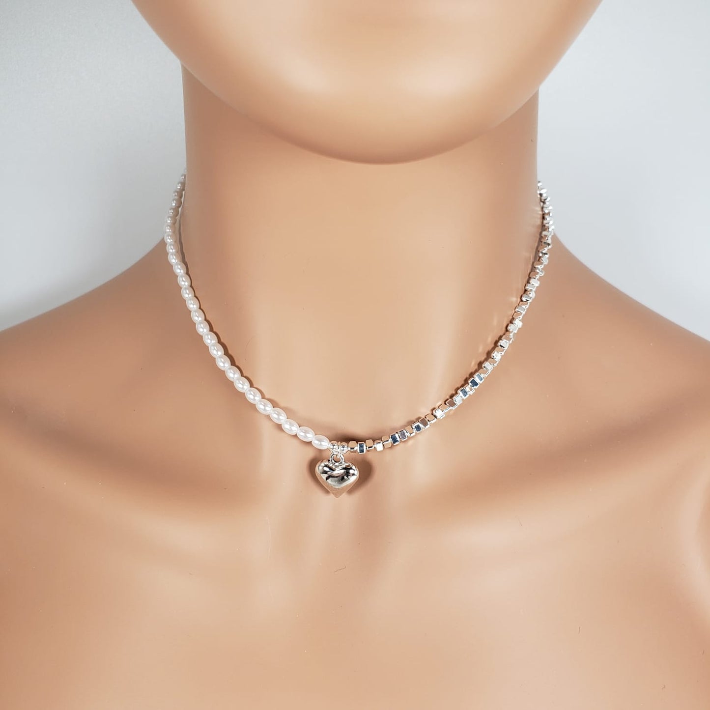 Casual Heart-Shape Collar Necklace (CON 4014)